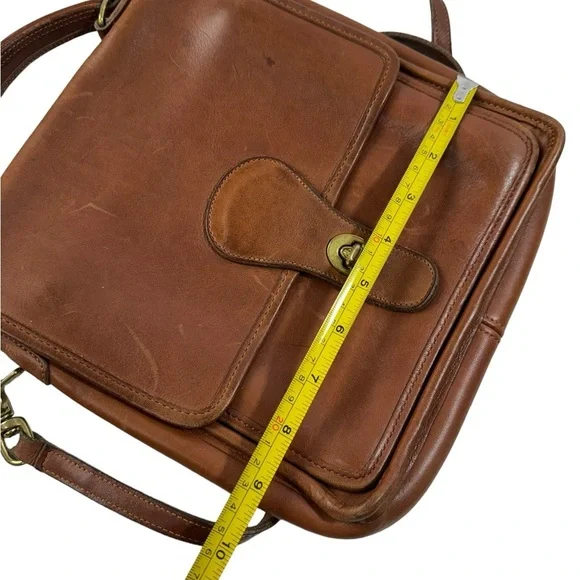 Vintage Coach British Tan Leather Station Crossbody Bag - Picture 11 of 16